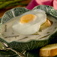 Asparagus Soup with Fried Egg Baguette: Main Image
